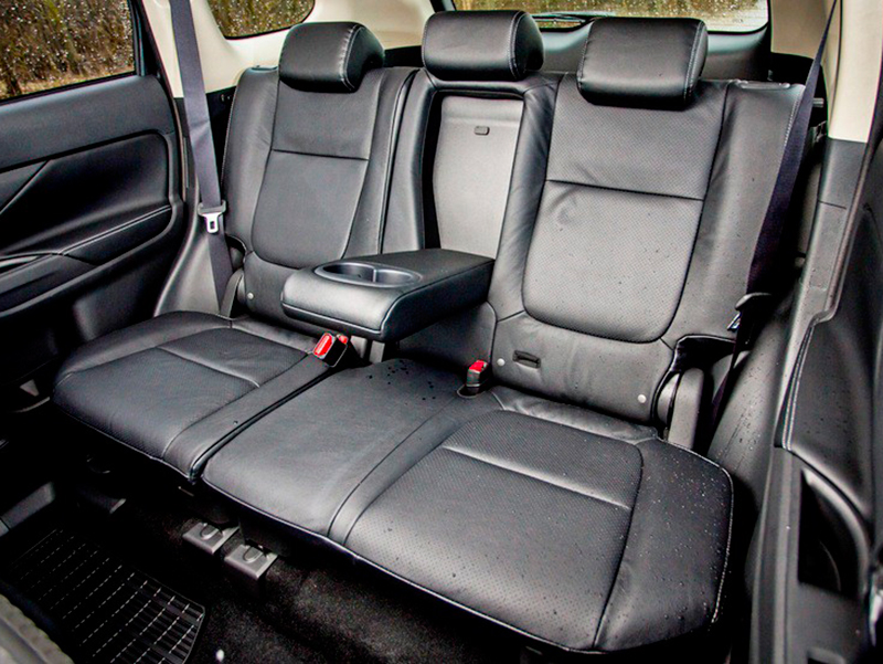 Mitsubishi Outlander Mitsubishi Outlander