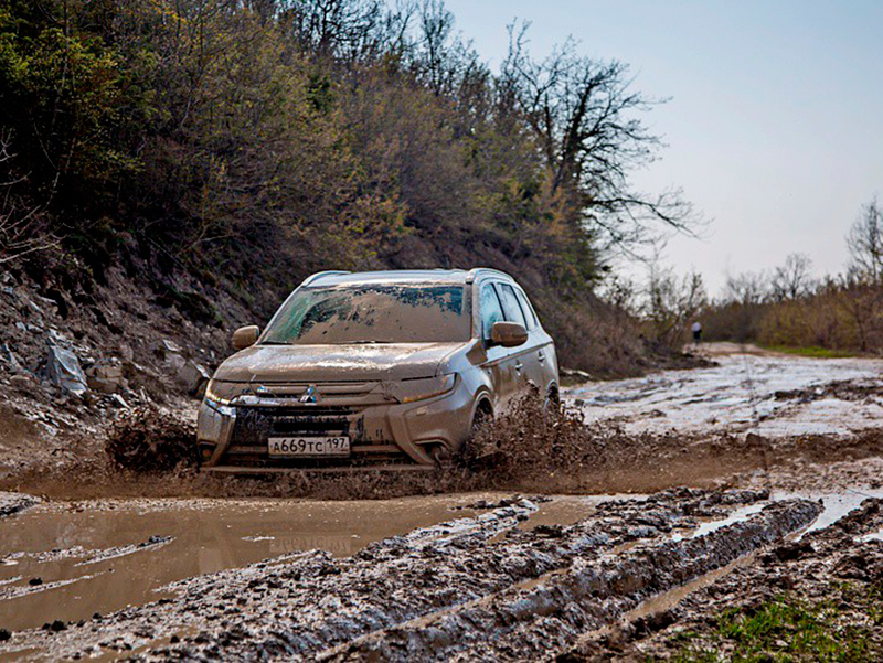 Mitsubishi Outlander Mitsubishi Outlander