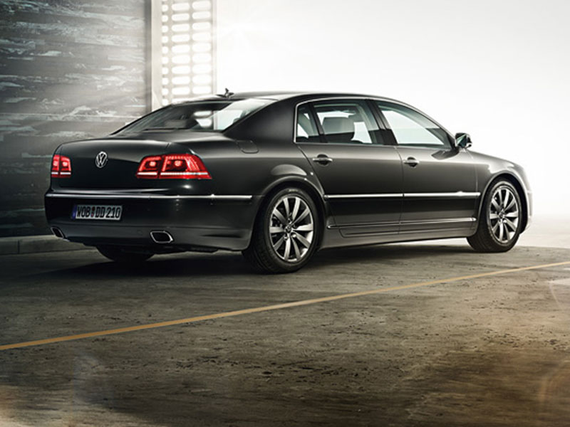 Volkswagen Phaeton. Экстерьер Volkswagen Phaeton. Экстерьер